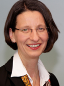 Mit <b>Sarah Rössler</b> (Foto) wird es ab 1. Juli 2013 bei der Huk-Coburg <b>...</b> - roessler_sarah_HUK_032013